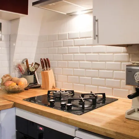 Apartment T2 With Wifi Near Station In Centre
